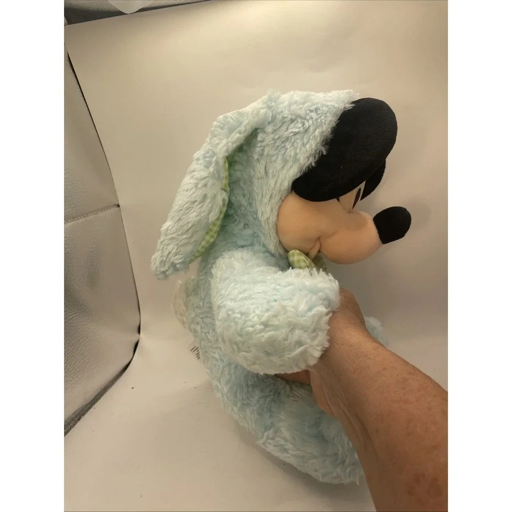 RETIRED DISNEY STORE AUTHENTIC EXCLUSIVE MICKEY MOUSE EASTER BUNNY 14